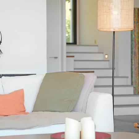 888 * Roquebrune-sur Argens